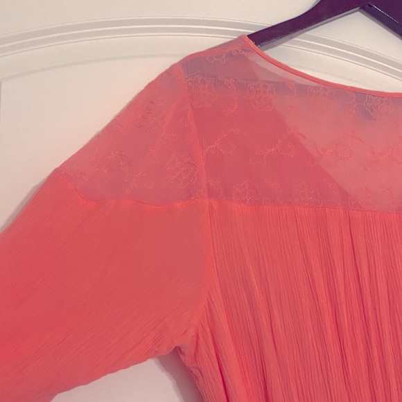 Peach 🍑 Lace Chiffon Dress with Belt - Picture 8 of 8